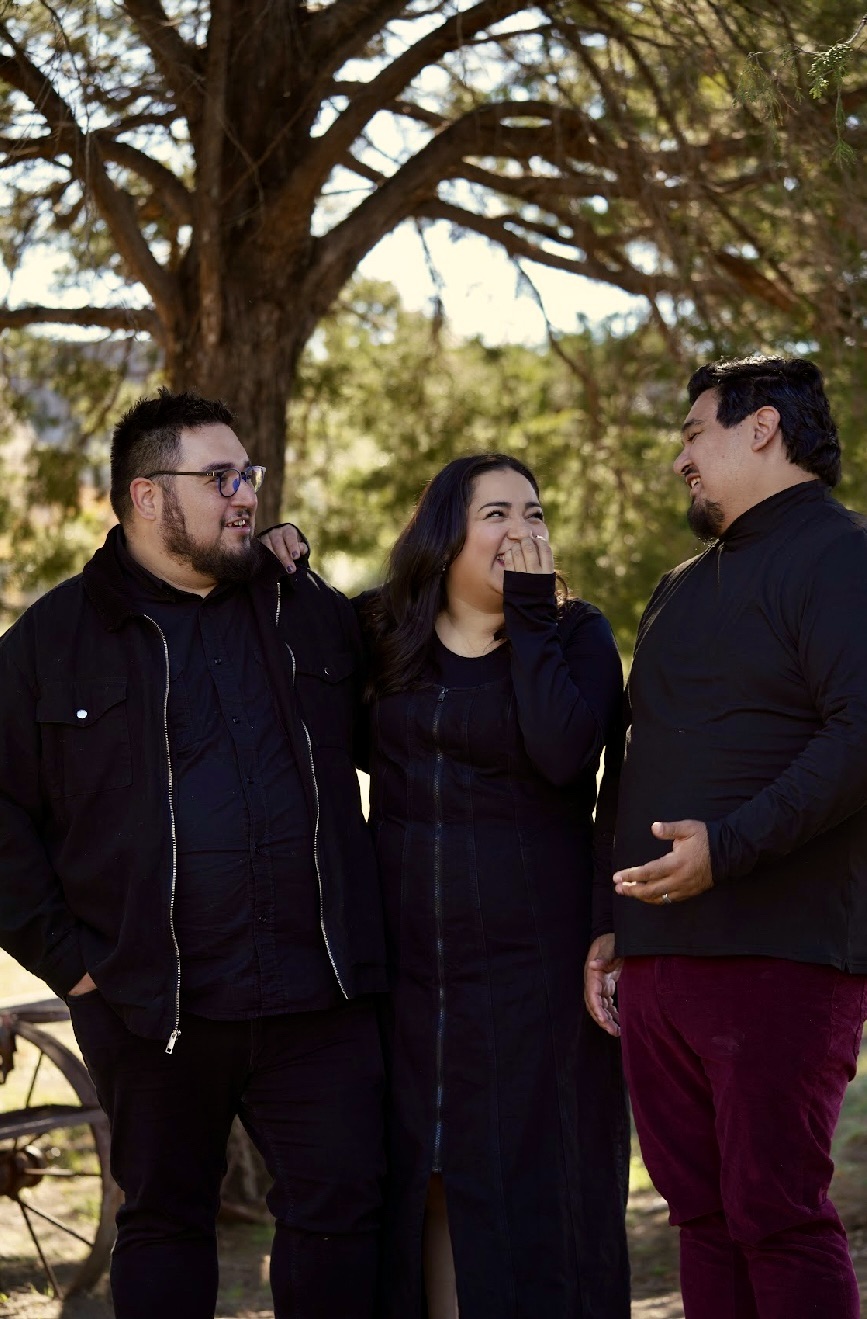 Family session under trees